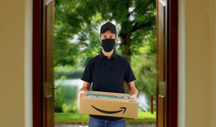 courier delivery package tech